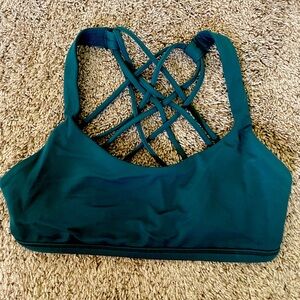 Lululemon Free to Be Bra